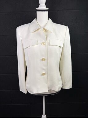 Gorgeous Winter White Jones New York Button-Front Tailored Blazer Jacket size 6